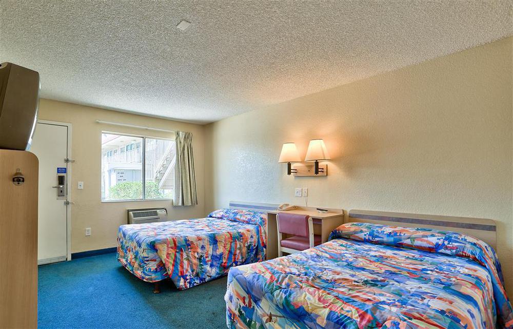 Red Roof Inn Phoenix- Midtown Pokoj fotografie